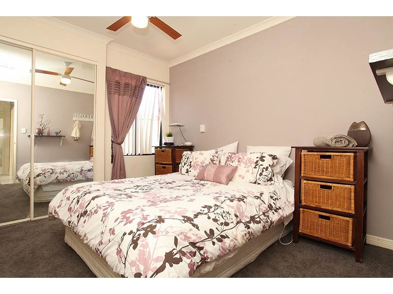 17 Sumner Mews, Landsdale WA 6065