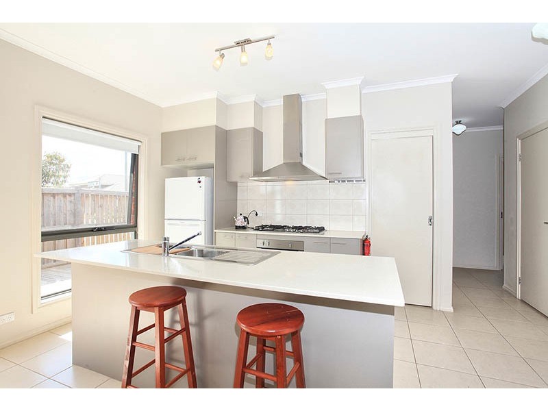 8  Hemlock Way, Epping VIC 3076