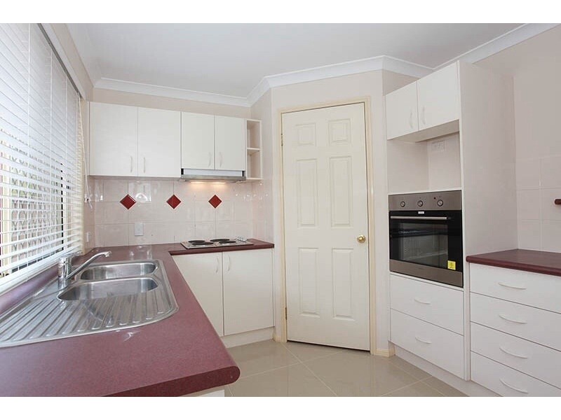 48 Gleneagles Crescent, Oxley QLD 4075