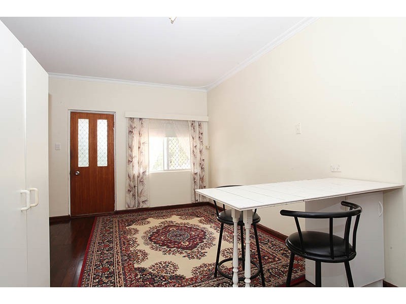 24 Redcliffe Road, Greenfields WA 6210