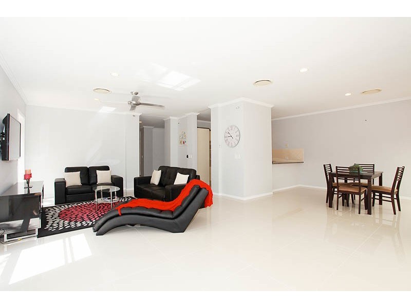 8 Musa Street, Ashmore QLD 4214