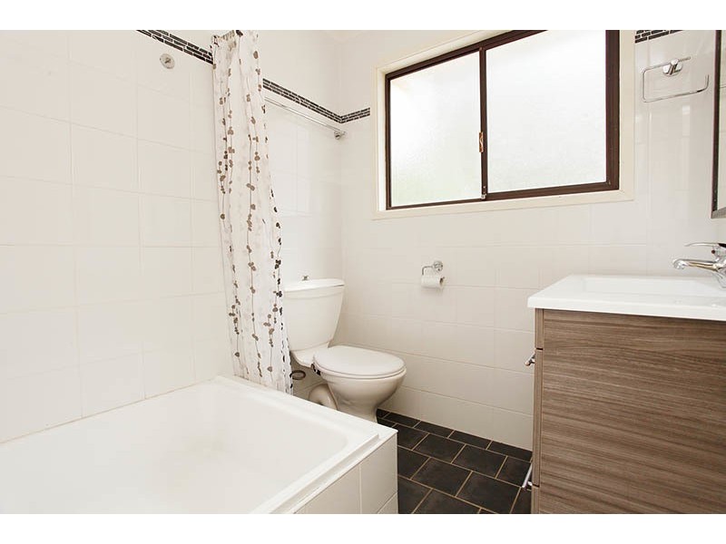 15 Ski Lodge Rd, Cumberland Reach NSW 2756