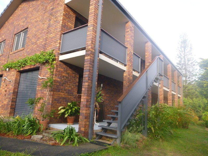 19 Wirruna Avenue, Ocean Shores NSW 2483