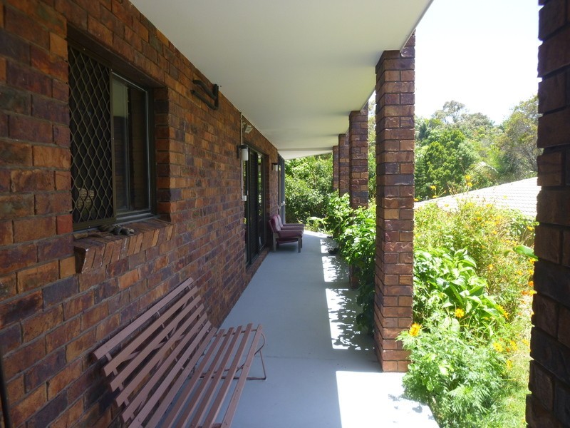 19 Wirruna Avenue, Ocean Shores NSW 2483