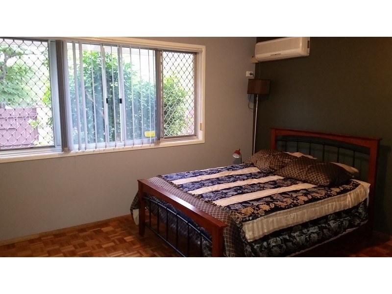 819 Wembley Road, Browns Plains QLD 4118