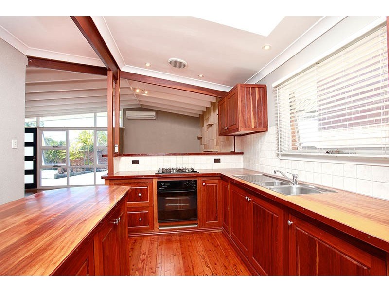 747 The Entrance Road, Wamberal NSW 2260
