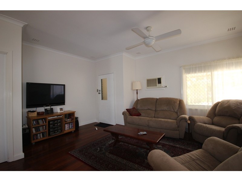17 Tedrake Street, Willagee WA 6156
