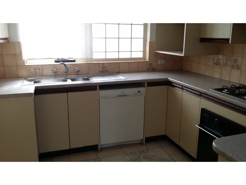 32 Almond Way, Forrestfield WA 6058