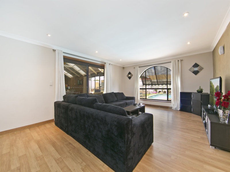 2 David Street, Evanston Park SA 5116