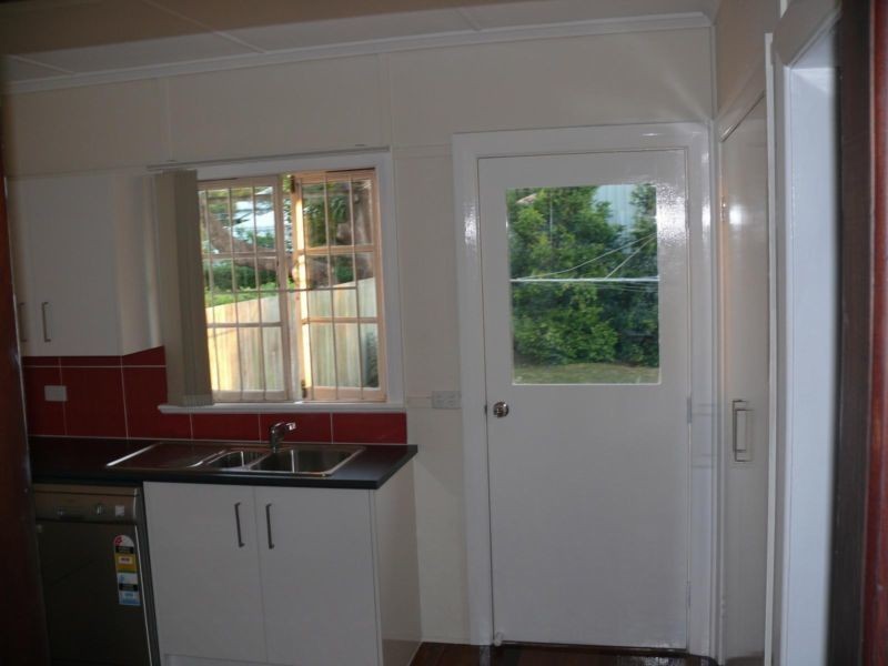 83 Long Street West, Graceville QLD 4075