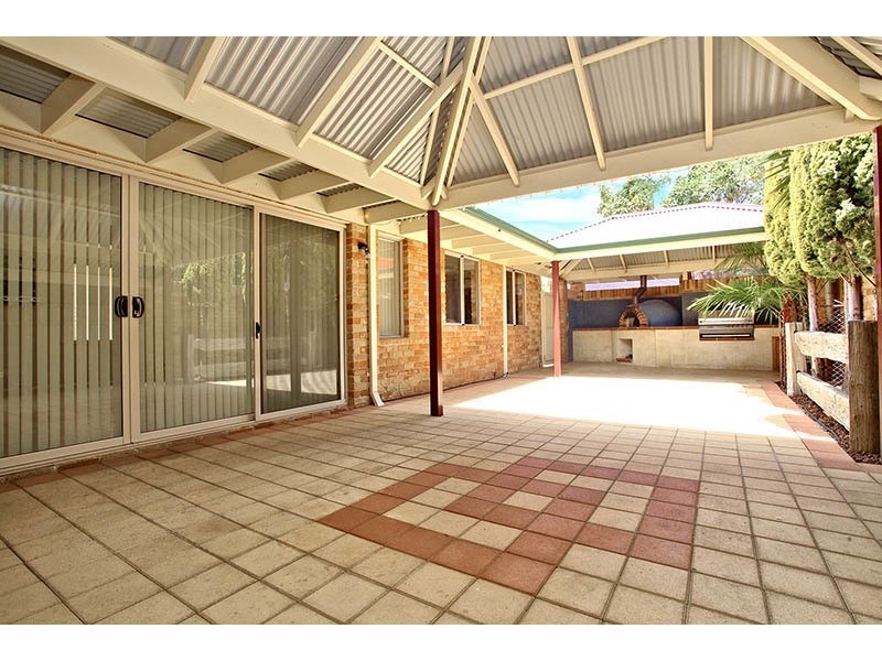 2 Fantail Pass, Joondalup WA 6027