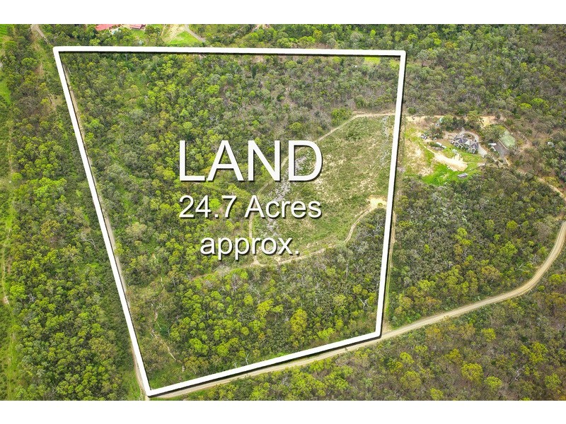 35 Laughing Waters Road, Eltham VIC 3095