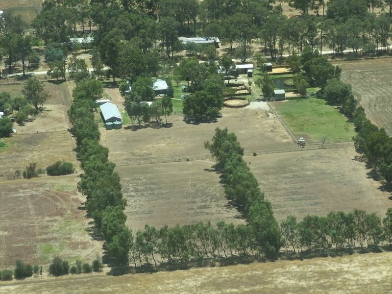 137 Hackett Street, Cookernup WA 6220