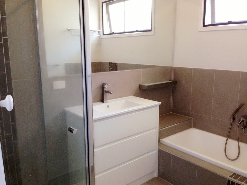 12 Grover Rd, Doncaster VIC 3108