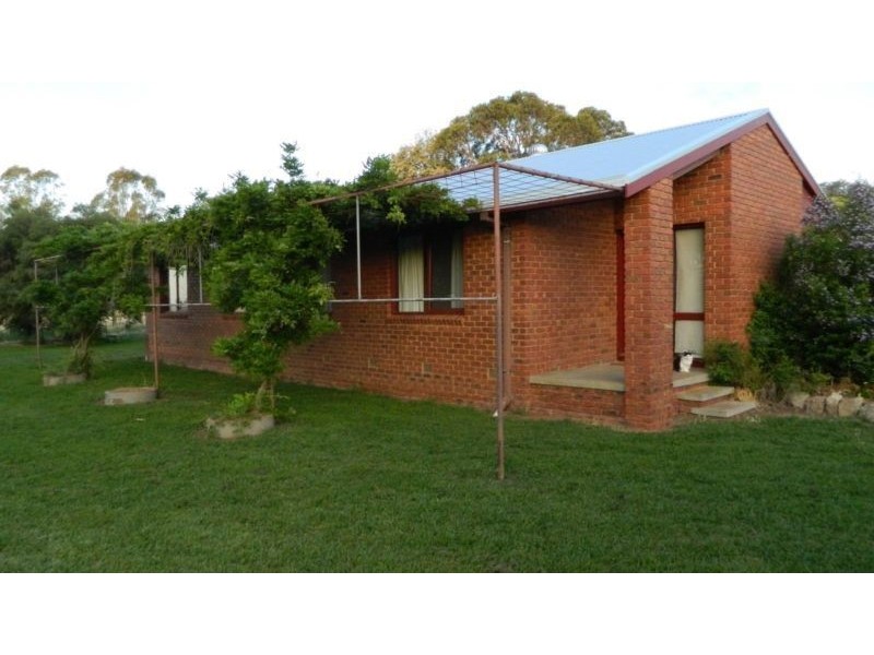 843 Yarrawalla East Road, Mologa VIC 3575