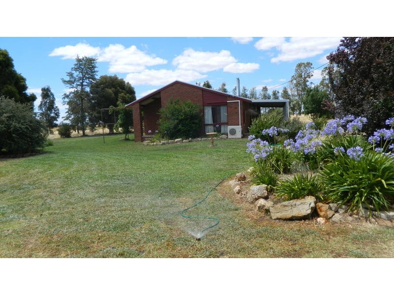 843 Yarrawalla East Road, Mologa VIC 3575