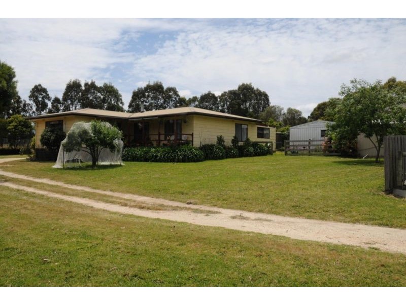 80 Reynolds Road, Metung VIC 3904