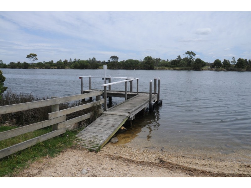 80 Reynolds Road, Metung VIC 3904