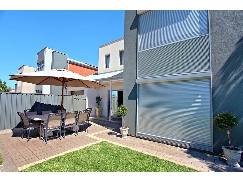 2C Trott Grove, Oaklands Park SA 5046