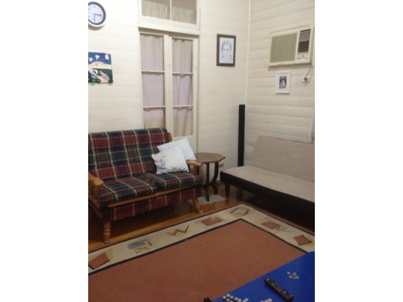 34 Caroline Street, Allenstown QLD 4700