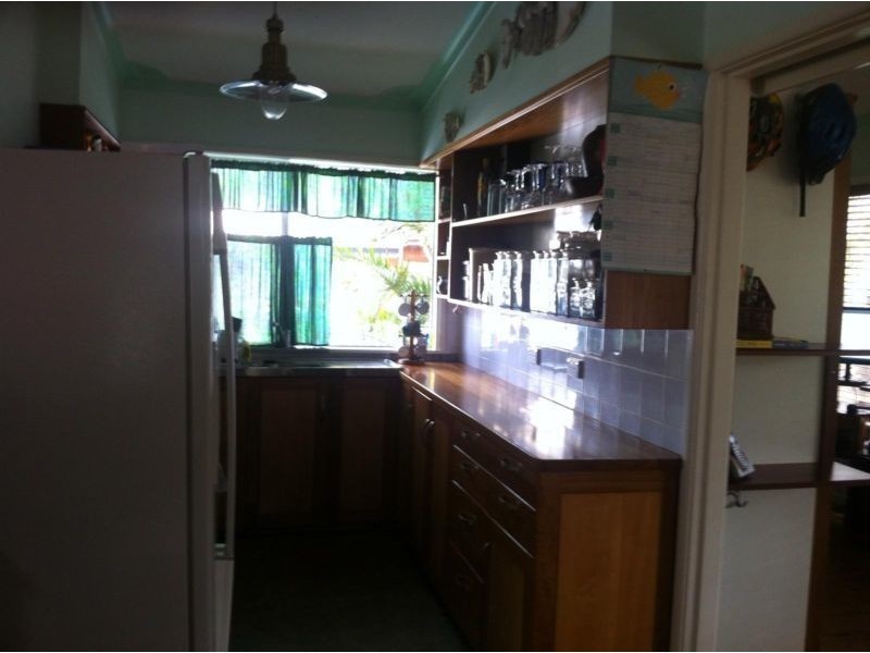 6 Dirah Street, Lake Cathie NSW 2445