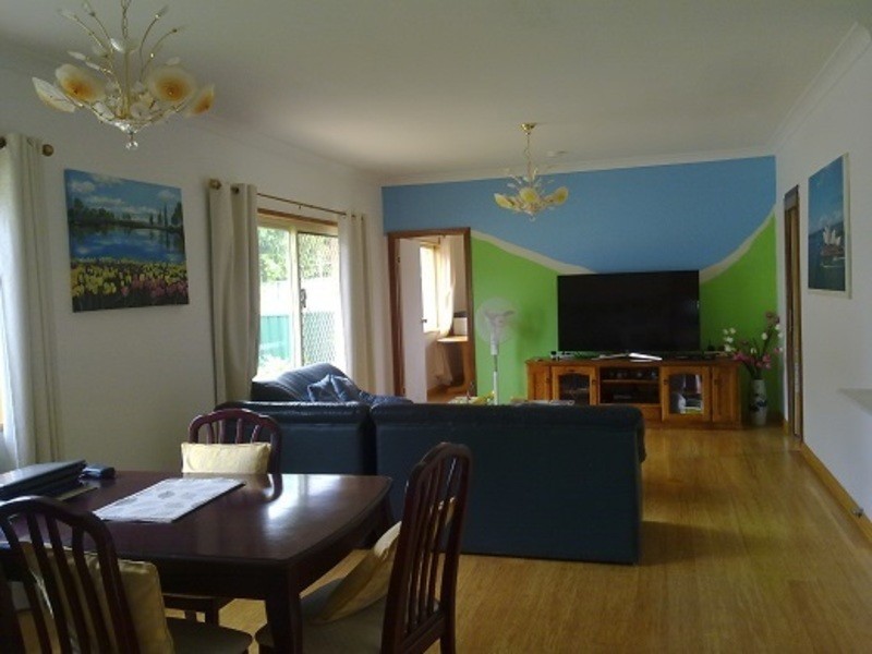 27A Evelyn Street, Macquarie Fields NSW 2564