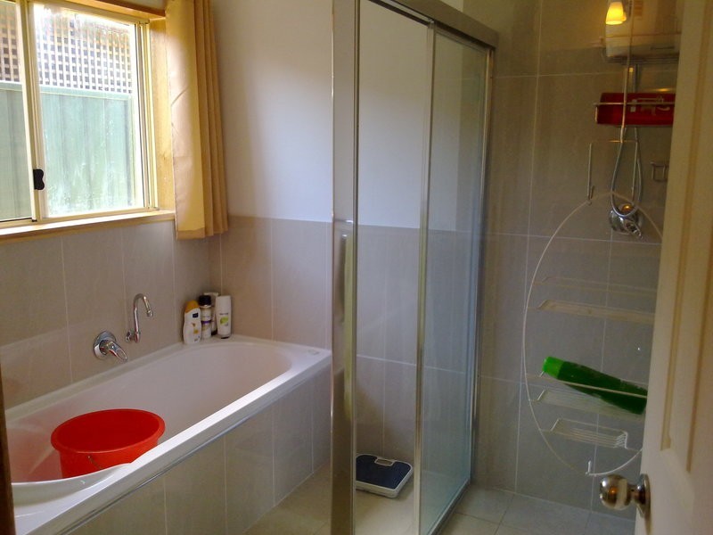 27A Evelyn Street, Macquarie Fields NSW 2564