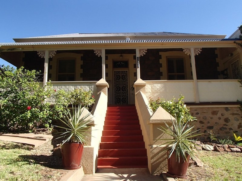 232 Wolfram St, Broken Hill NSW 2880