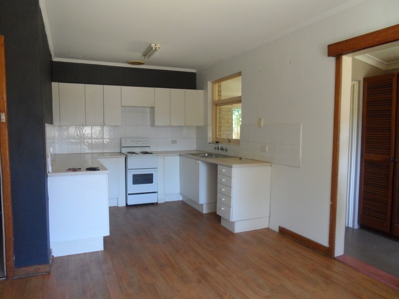 5 Hamilton Terrace, Greenmount WA 6056