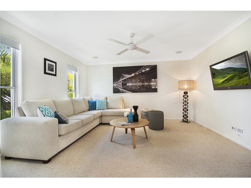 12 White Cedar Drive, Meridan Plains QLD 4551