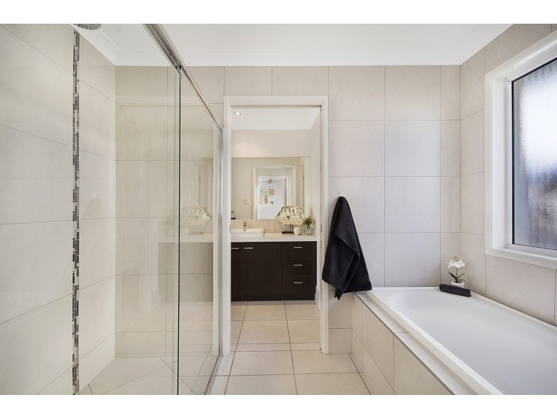 12 White Cedar Drive, Meridan Plains QLD 4551
