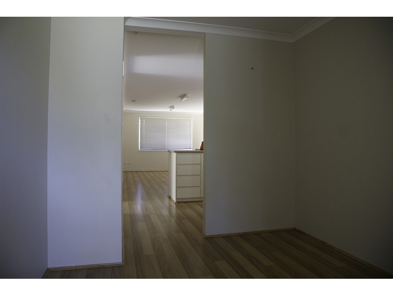 10 Hodges St, Middle Swan WA 6056