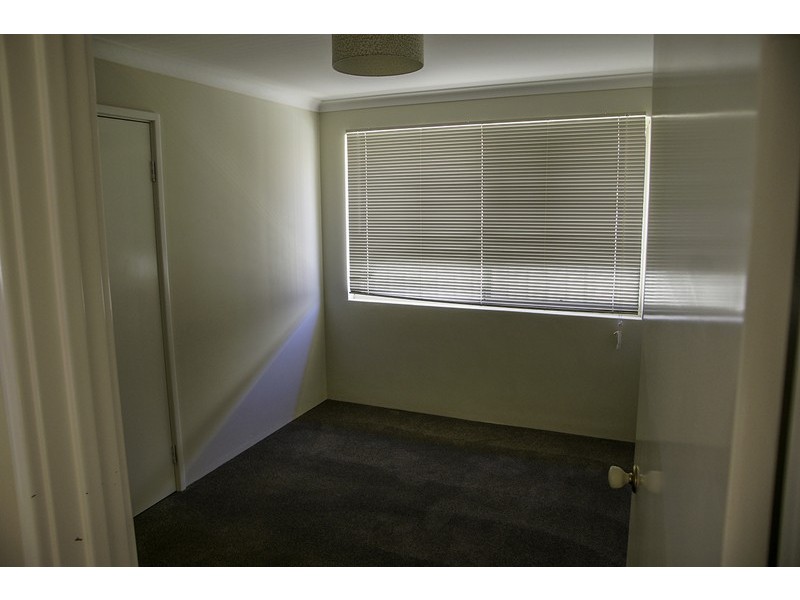 10 Hodges St, Middle Swan WA 6056