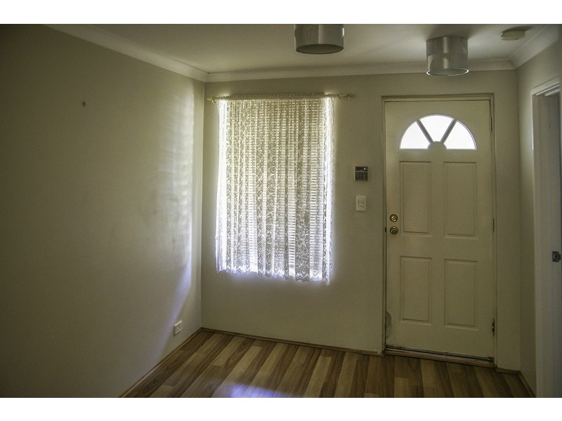 10 Hodges St, Middle Swan WA 6056