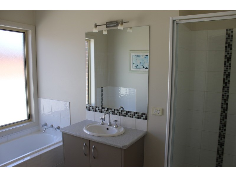 18 Arthurs crescent, Strathfieldsaye VIC 3551