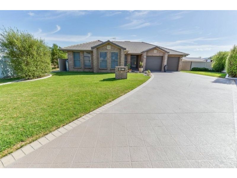 11  Rosella Avenue, Calala NSW 2340