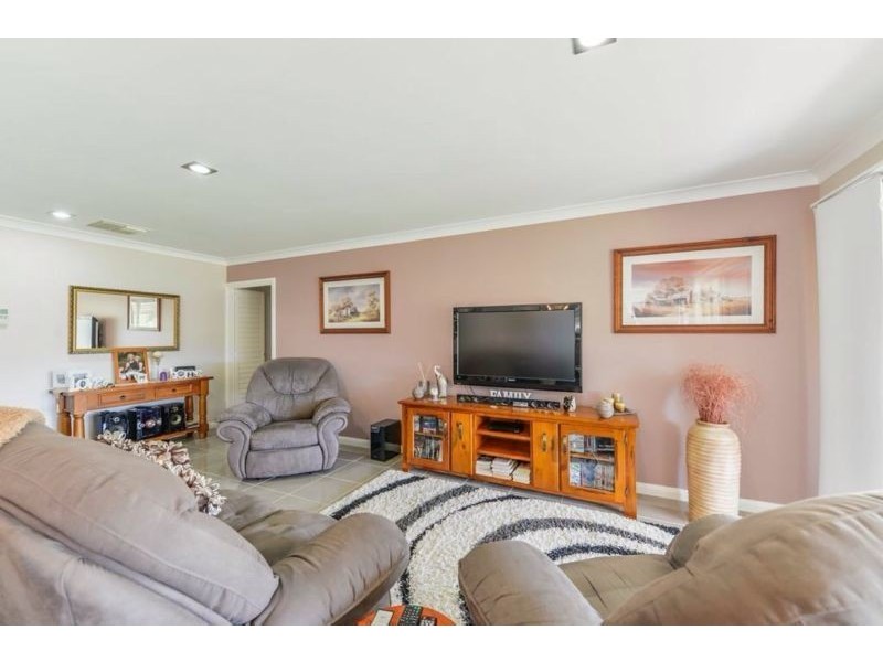 11  Rosella Avenue, Calala NSW 2340