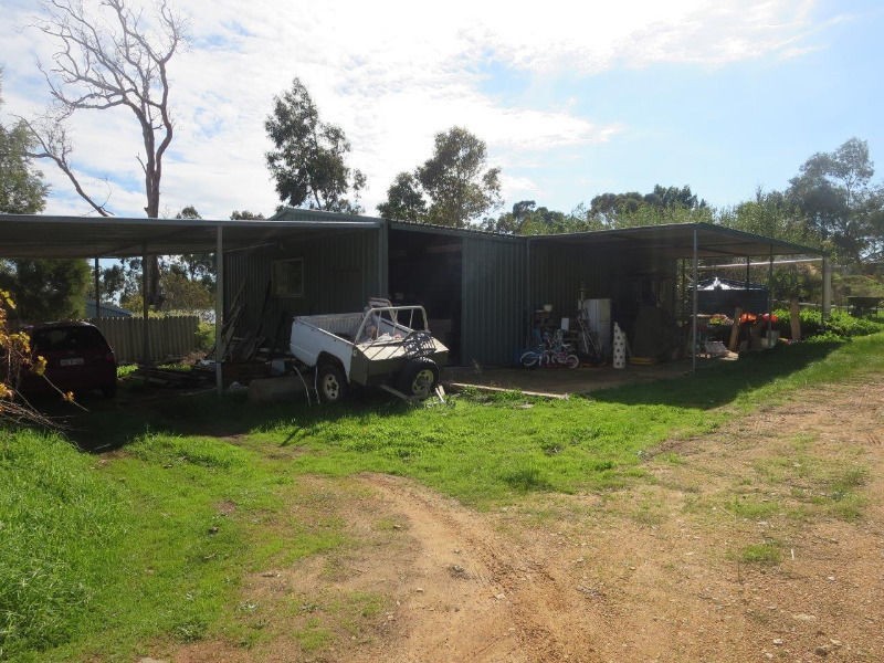 27 Coongan Avenue, Greenmount WA 6056