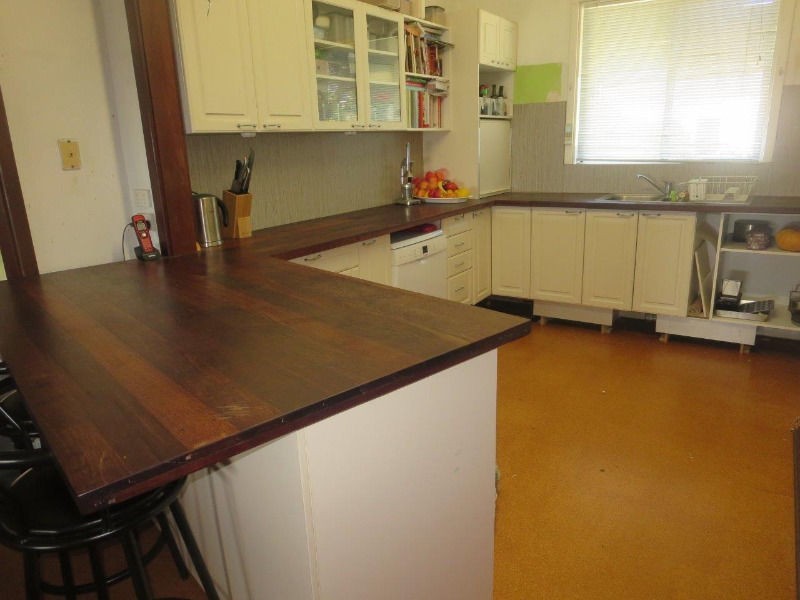 27 Coongan Avenue, Greenmount WA 6056