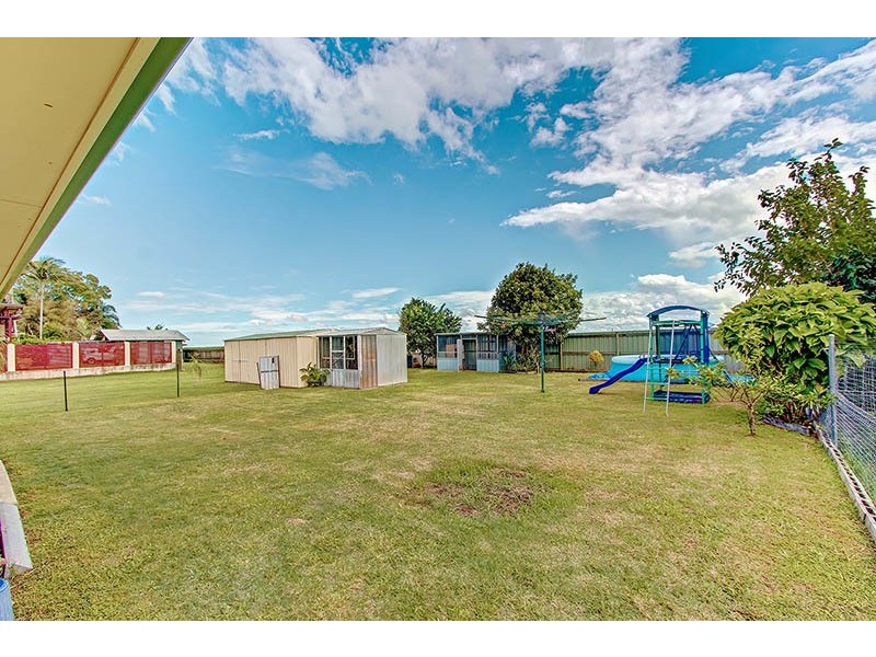 25764 peak downs highway, Walkerston QLD 4751