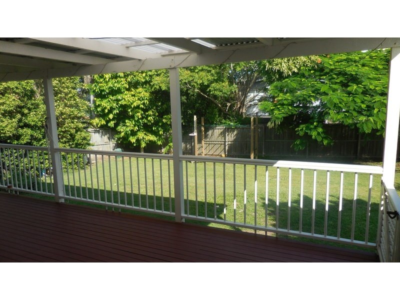 70 Nathan Street, Brighton QLD 4017