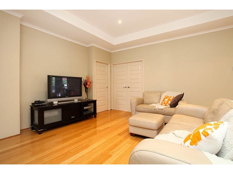 35 Beechwood Circle, Aveley WA 6069