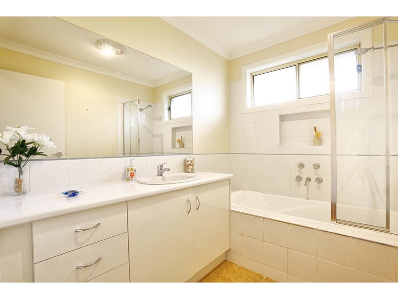 6 Asha court, Warragul VIC 3820