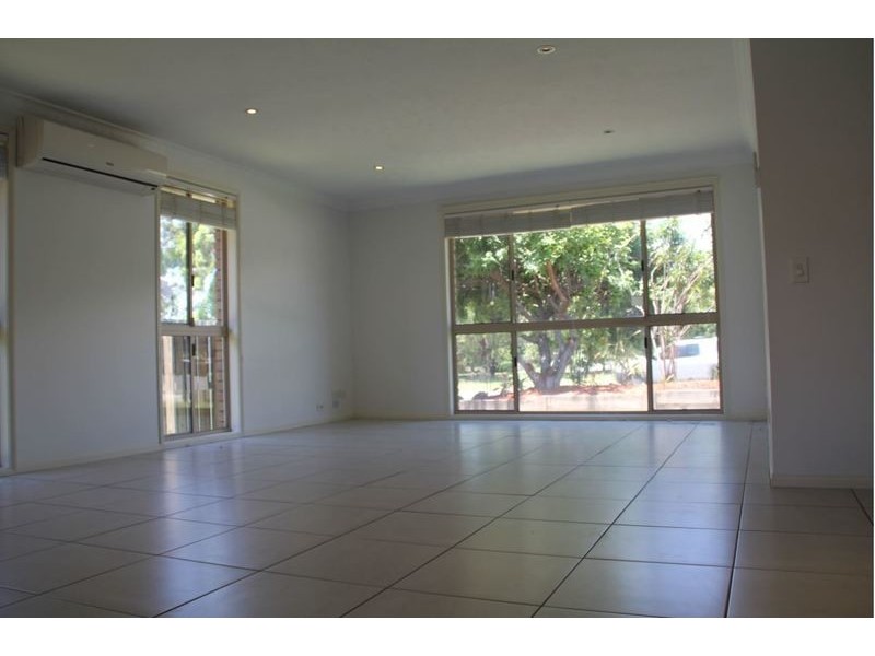 25 Cheltenham Drive, Robina QLD 4226