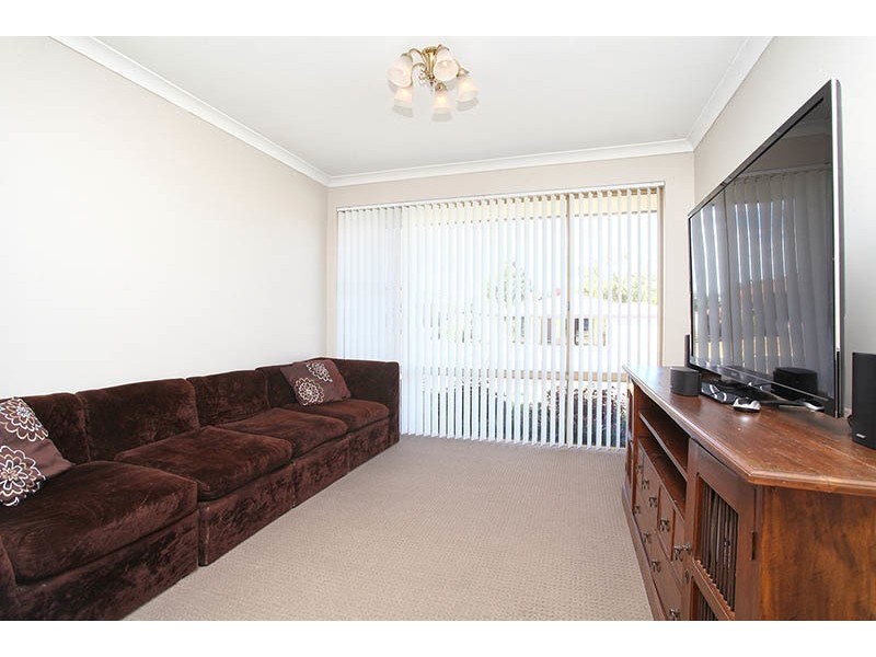 12 Selwyn Rise, Greenfields WA 6210