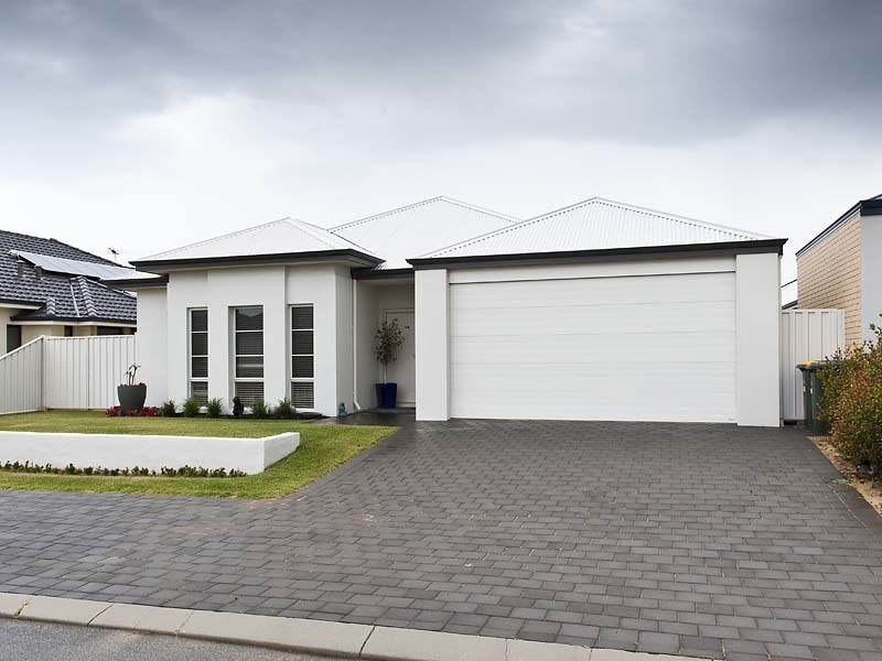 12   Hamelin Street, Two Rocks WA 6037