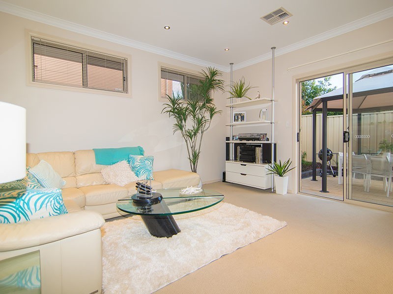 10 Signal Street, Seaford Meadows SA 5169