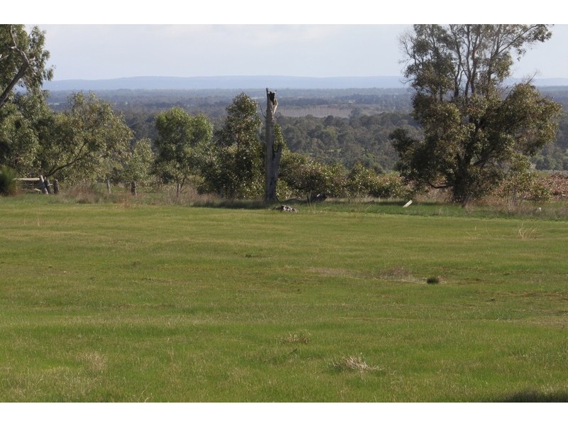 196 Nuttman Road, Chapman Hill WA 6280