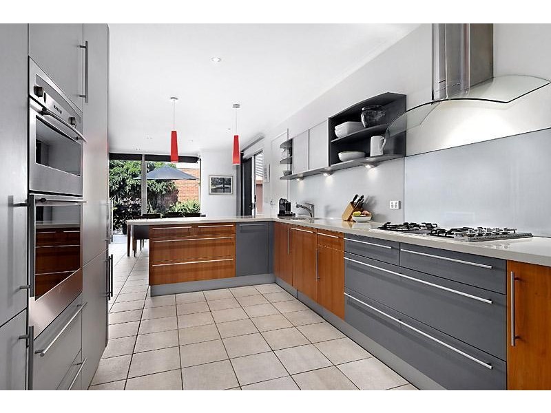 42 Newton Street, Kensington VIC 3031