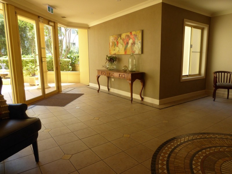 2/2-8 Harbour Street, Wollongong NSW 2500